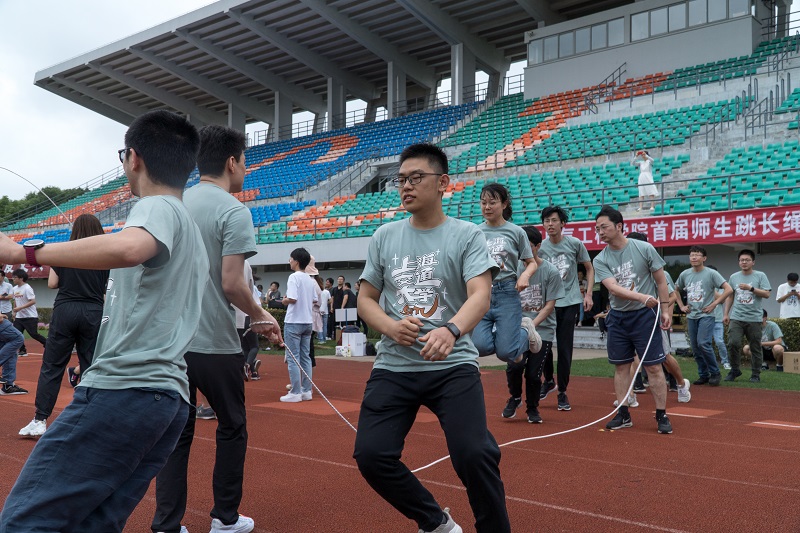 1623294672518001965.jpg 1623294672518001965.jpg