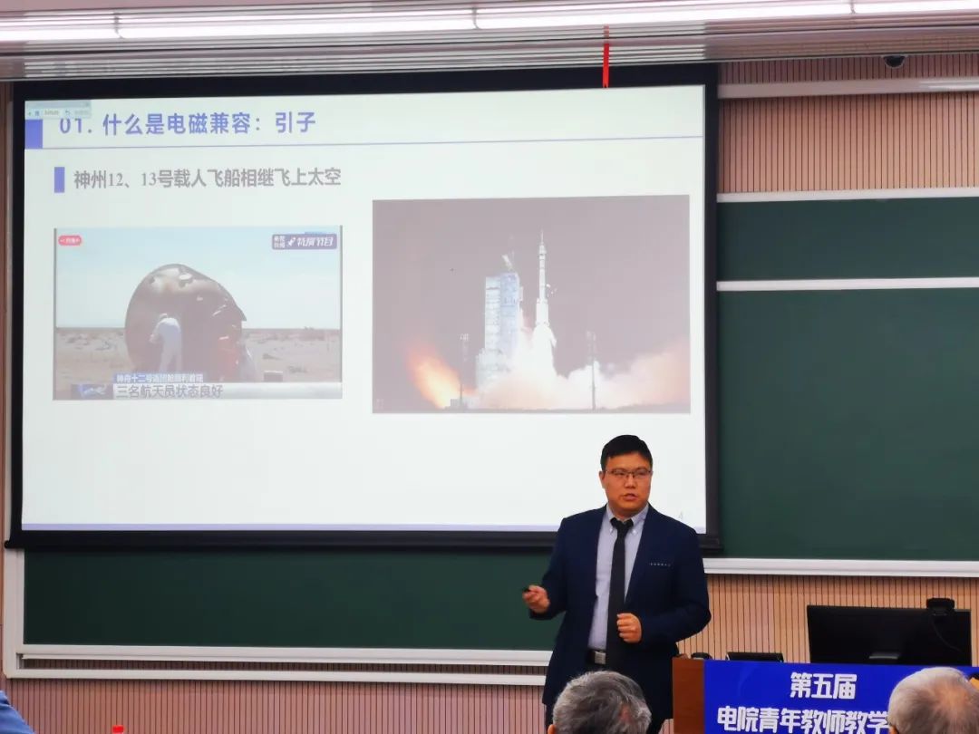 1637205829712055896.jpg 8.jpg