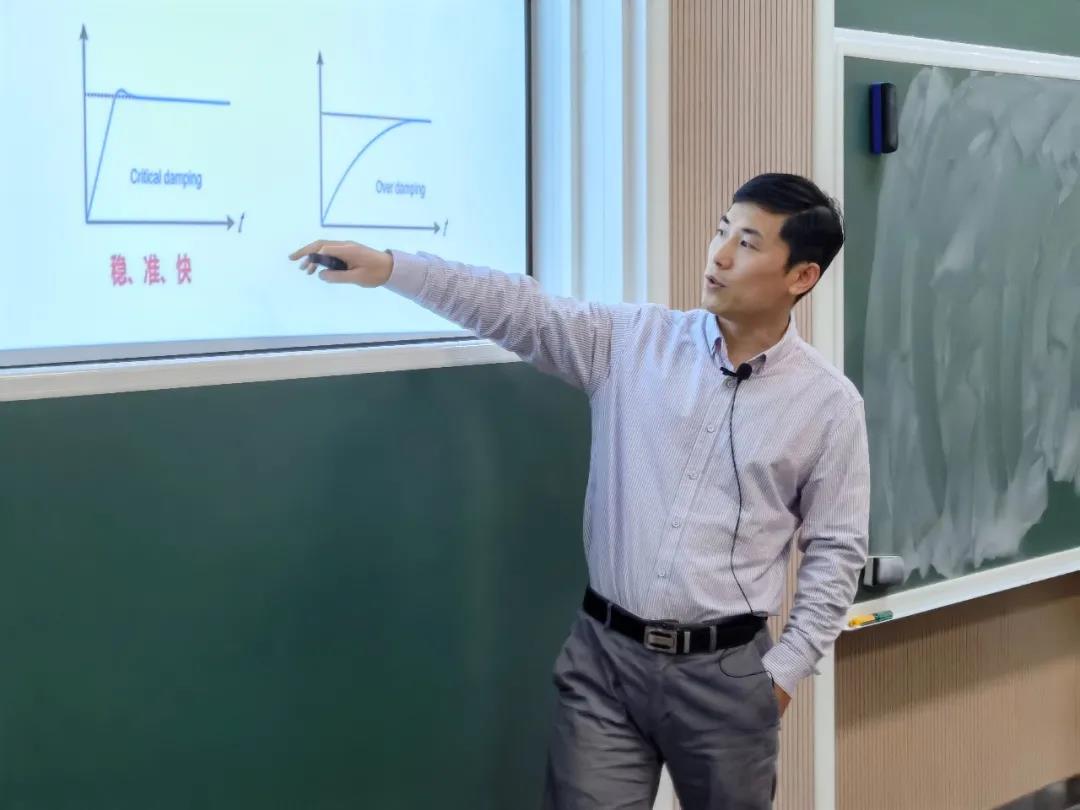 1640851686225072820.jpg 3.jpg