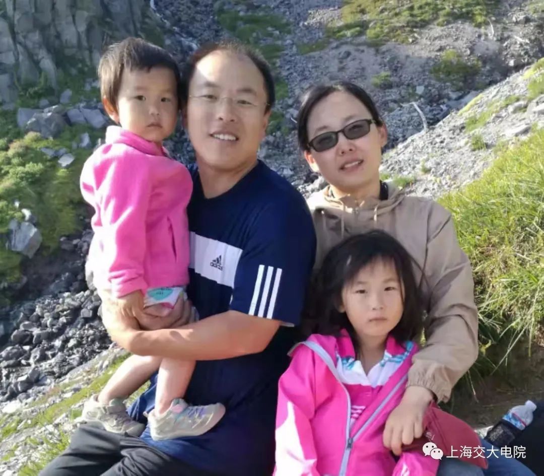 1646183791537029741.jpg 4.jpg