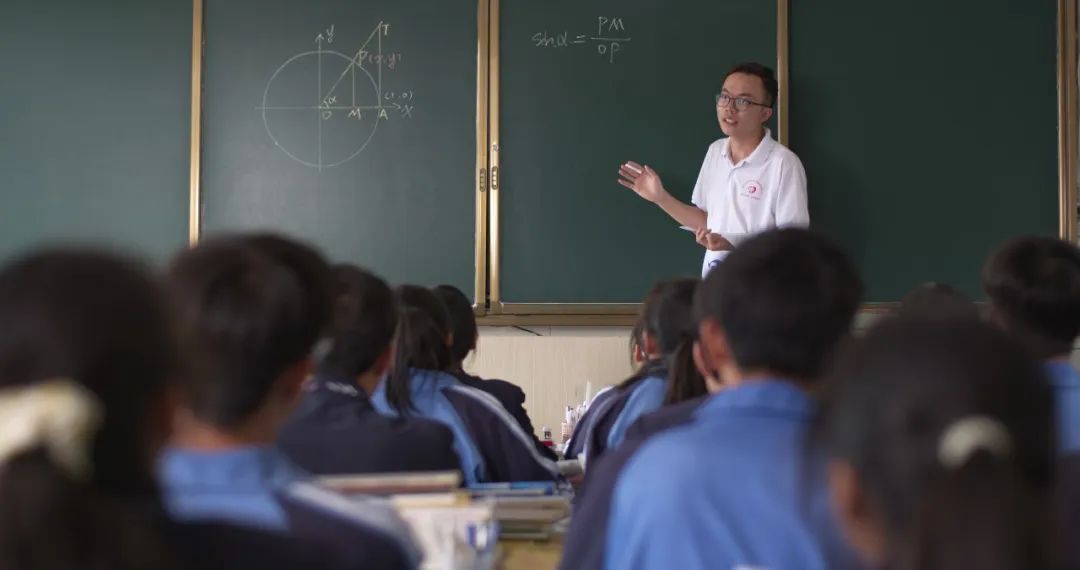 1653385449965020294.jpg 5.jpg