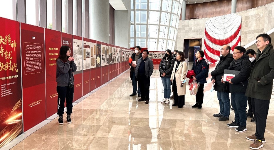 图片2.jpg 图片2.jpg