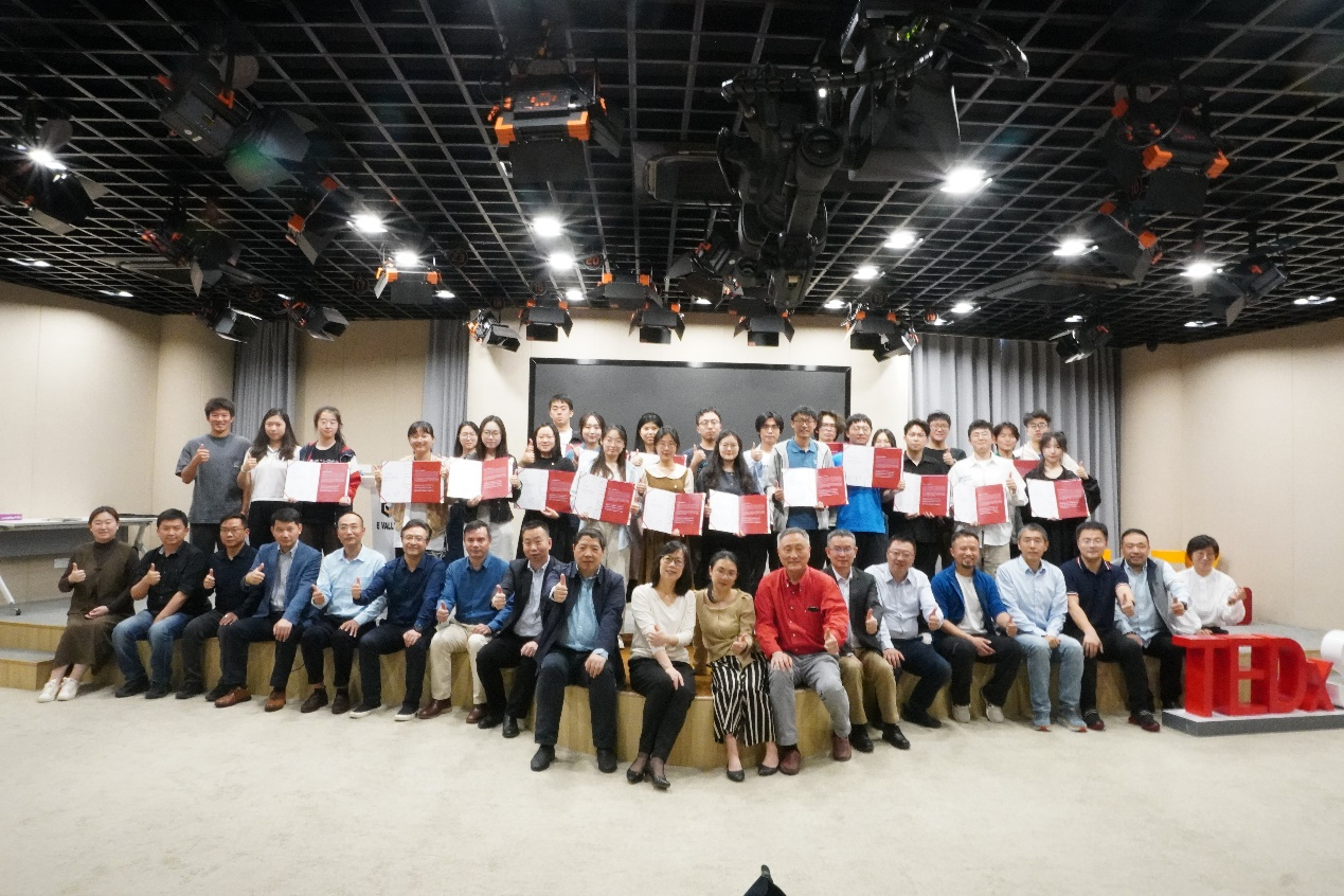 图片2.png 图片2.png